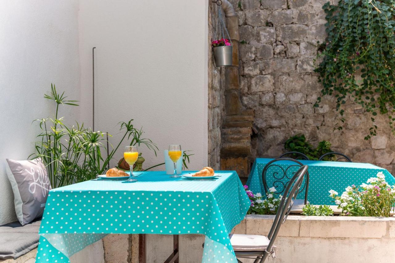 Vintage House Al Pozzo Aparthotel Hvar Town Buitenkant foto