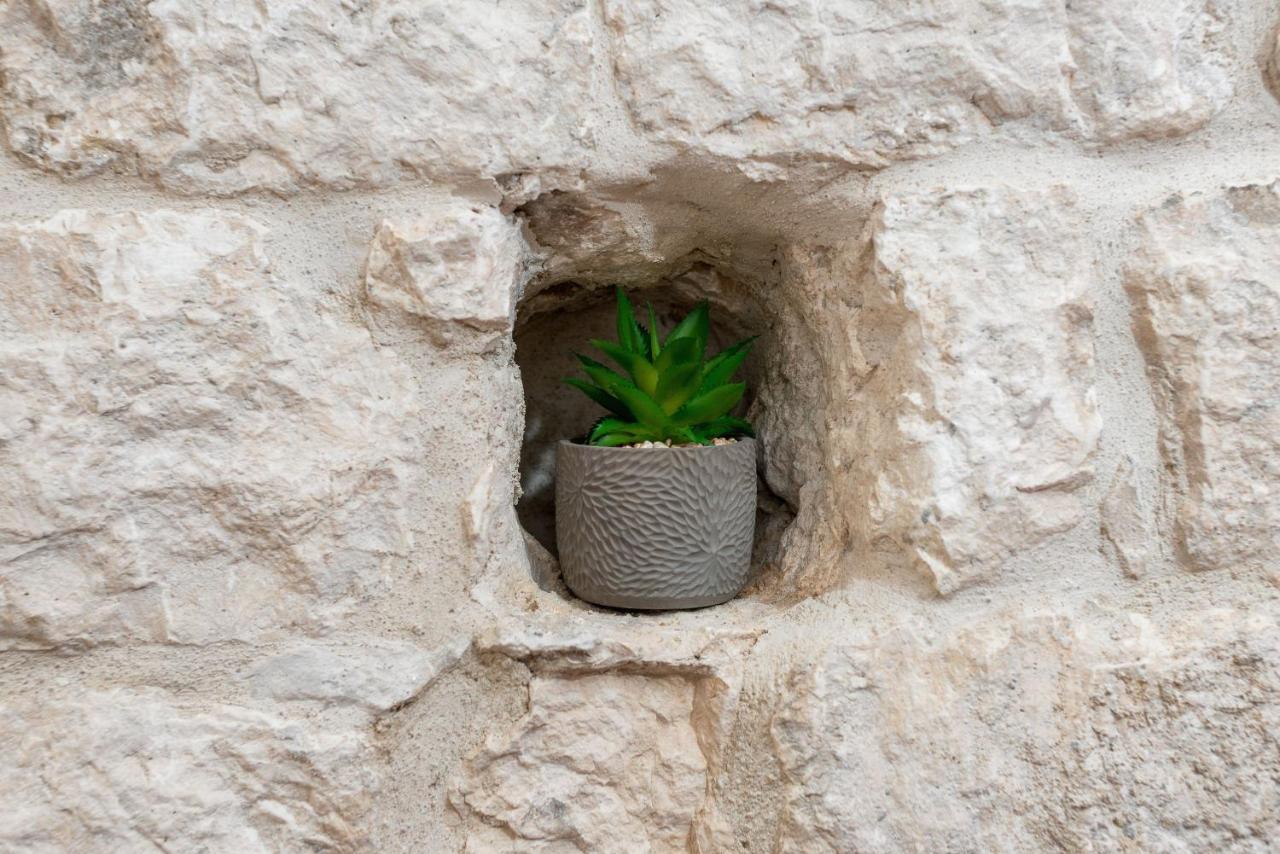 Vintage House Al Pozzo Aparthotel Hvar Town Buitenkant foto