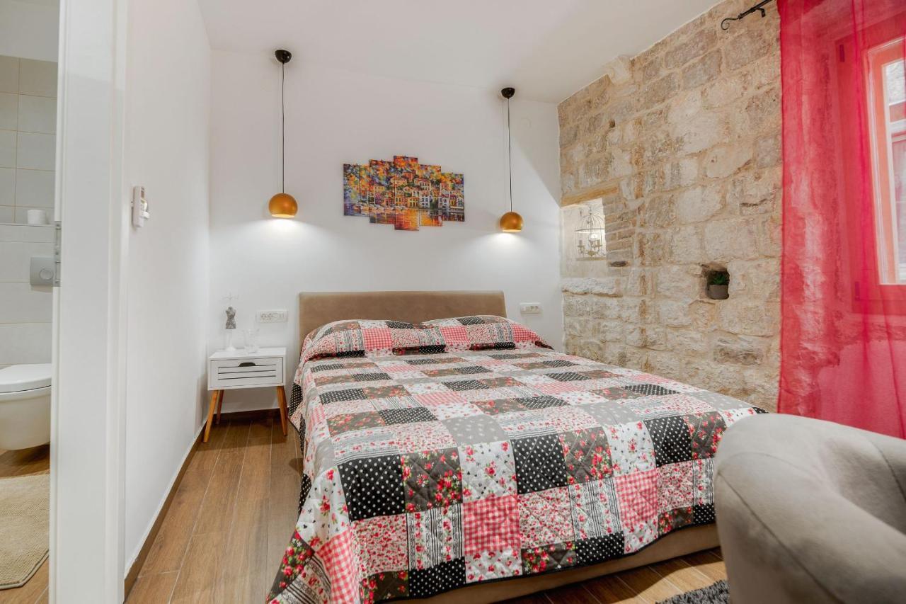 Vintage House Al Pozzo Aparthotel Hvar Town Buitenkant foto