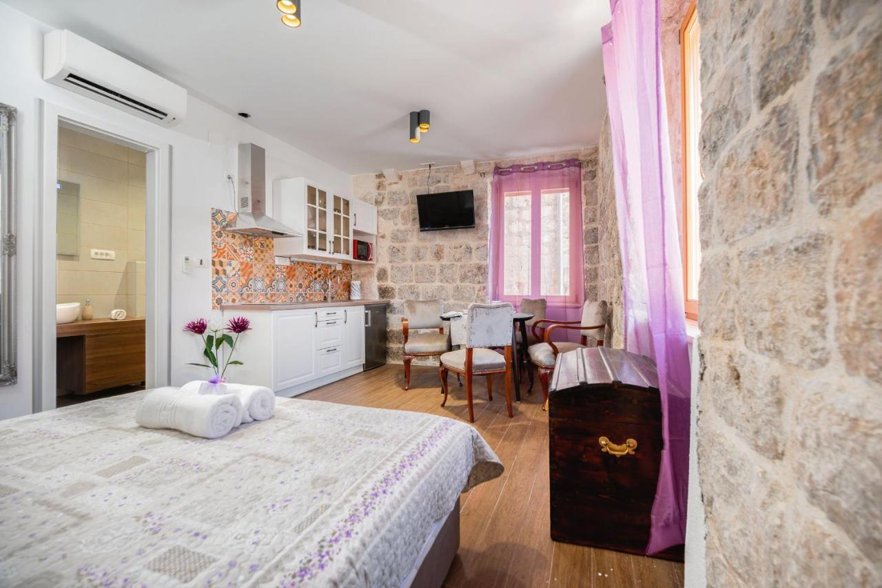 Vintage House Al Pozzo Aparthotel Hvar Town Buitenkant foto