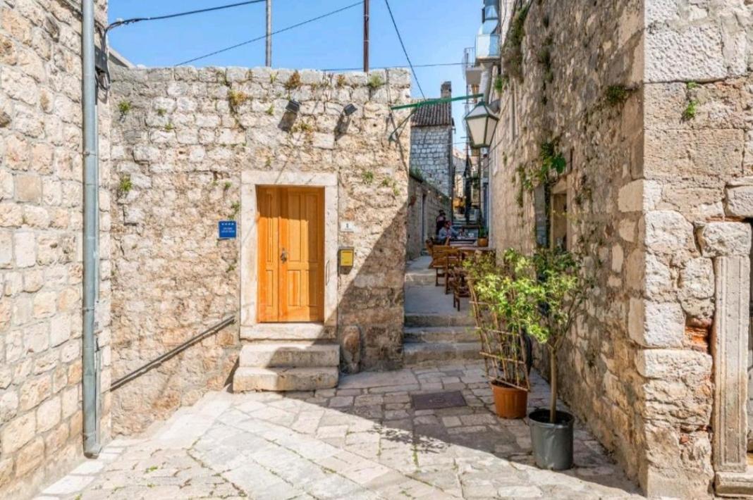 Vintage House Al Pozzo Aparthotel Hvar Town Buitenkant foto